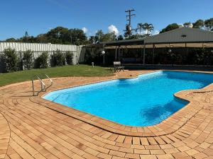 Πισίνα στο ή κοντά στο Moore Park Beach Inn