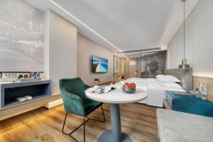 Μια τηλεόραση ή/και κέντρο ψυχαγωγίας στο ProjectionPlayground