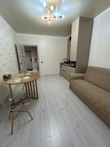 Χώρος καθιστικού στο VIP квартира гостиничного типа Jana Qala +3 φωτογραφίες