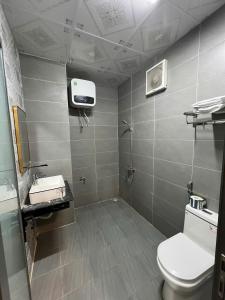 Koupelna v ubytování Như Ý Hotel + 18 fotografií