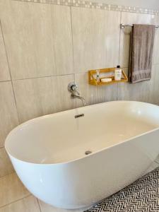 Ένα μπάνιο στο Kingfish Cove