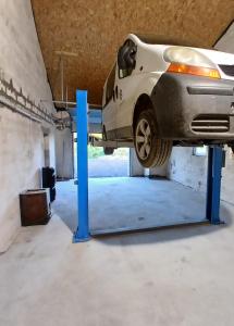 Φωτογραφία από το άλμπουμ του Nadmar Garage 