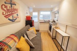 Køkken eller tekøkken på Pebbles Apartment By Air Premier