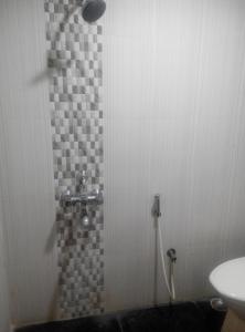 Ένα μπάνιο στο Raj classic inn