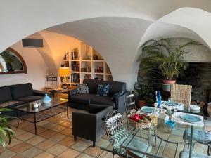 Et opholdsområde på Chalet d exception ensoleillé, vue grandiose + 11 billeder