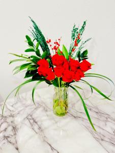 Φωτογραφία από το άλμπουμ του Hollywood Penthouse with Balcony & Pool View στο Λος Άντζελες