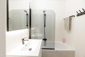 Ένα μπάνιο στο d'Oville d'Ostende +24 φωτογραφίες