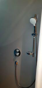 Ένα μπάνιο στο Zimmer im Erdgeschoss