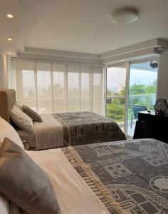 Χώρος καθιστικού στο Savannah Inn 102 Suite Studio