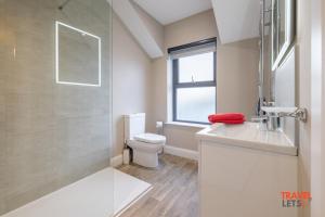 Koupelna v ubytování Homestead Hillsborough Guest Rooms