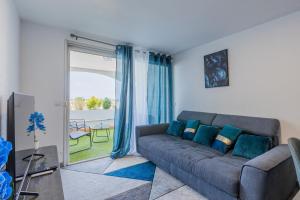 Χώρος καθιστικού στο Le Prestigieux Accès direct Port et Plage