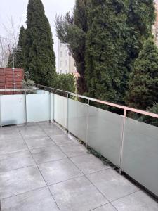 Μπαλκόνι ή βεράντα στο Apartament Nowowiejska, osiedle zamknięte, 24h szybkie zameldowanie!
