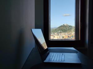 En generel udsigt til bjerge eller udsigt til bjerge taget fra lejligheden + 10 billeder