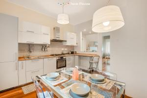 Kuchyň nebo kuchyňský kout v ubytování The Star, TerreMarine