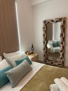 Postel nebo postele na pokoji v ubytování Joy cozy apartment