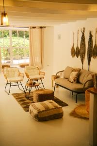 Posezení v ubytování The Green Turtle Eco Lodge