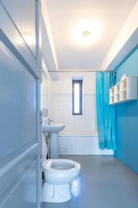 Et badeværelse på Snagov Retreat + 13 billeder