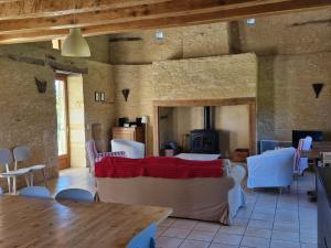 Μια τηλεόραση ή/και κέντρο ψυχαγωγίας στο granval