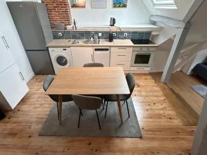 Η κουζίνα ή μικρή κουζίνα στο Les ducs de Normandie