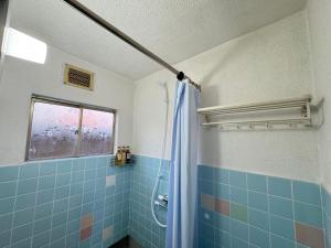 Ένα μπάνιο στο 羽憩館 Hakeikan KIX +30 φωτογραφίες