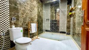 Koupelna v ubytování Villa De Luxe au Cœur d Oujda + 82 fotografií