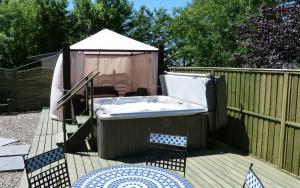 Fotografie z fotogalerie ubytování Stone Barn Cottage v destinaci Rhyd Lewis