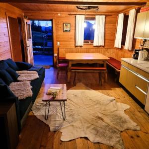 Кухня или мини-кухня в Alpine Auszeit am Wilden Kaiser
