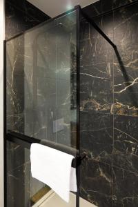 Phòng tắm tại Okno na Wierchy by Apart Concept Podhale