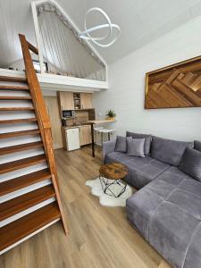 Χώρος καθιστικού στο Tiny House 1 Dedinky Wellness Slovenský raj
