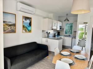 Køkken eller tekøkken på Cala Porter Soleil & Mer Collection