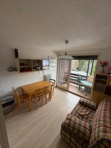 Η κουζίνα ή μικρή κουζίνα στο Hirmentaz