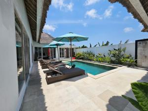 Hồ bơi trong/gần Villa Matahari