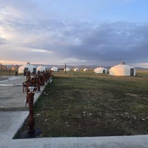 Φωτογραφία από το άλμπουμ του Nomad equestrian Luxury Ger camp 