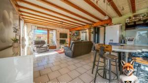 Φωτογραφία από το άλμπουμ του Le chalet au domaine de Tara σε LʼHôpital-du-Grosbois