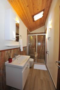 Koupelna v ubytování Grenadine Lodge