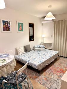 Ένα ή περισσότερα κρεβάτια σε δωμάτιο στο 横浜中華街,元町,山手エリア観光に最適,静かで62平米快適な一軒家,鎌倉へも好アクセス!