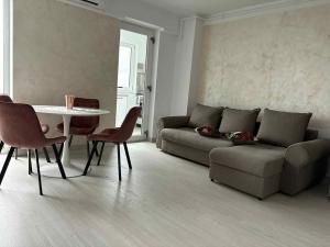 Χώρος καθιστικού στο Oltenia Studio Decebal Residence 2 Craiova