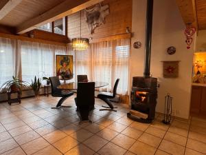 Posezení v ubytování Big Apartment nearby Interlaken Parking