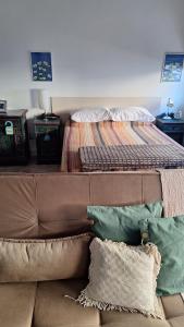 Ένα ή περισσότερα κρεβάτια σε δωμάτιο στο Apartamento 2 en el Centro de Chuy - Inmejorable Localización