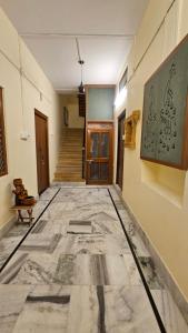 En eller flere senge i et værelse på Ved kuteer, vijay kunj