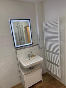 Koupelna v ubytování Between IV + 24 fotografií