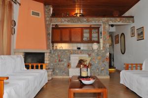 Μια τηλεόραση ή/και κέντρο ψυχαγωγίας στο Giotas home near Meteora