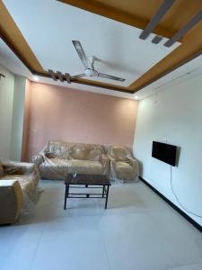 Posezení v ubytování Sherazi Arcade + 3 fotografie