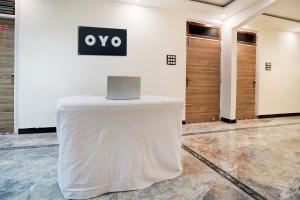 Μια τηλεόραση ή/και κέντρο ψυχαγωγίας στο HOTEL O RAJ PALACE