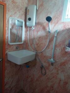 Ένα μπάνιο στο บ้านสวนชมดาว ปากช่อง +20 φωτογραφίες