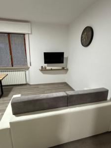 Μια τηλεόραση ή/και κέντρο ψυχαγωγίας στο Alloggio Turistico Trasimeno II Castiglione Del Lago