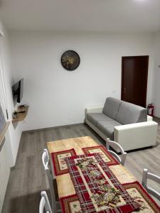 Μια τηλεόραση ή/και κέντρο ψυχαγωγίας στο Alloggio Turistico Trasimeno II Castiglione Del Lago