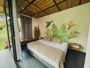 Giường trong phòng chung tại Hotel Terra Tacuara +54 ảnh