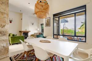 Et opholdsområde på Mountain Garden Villa