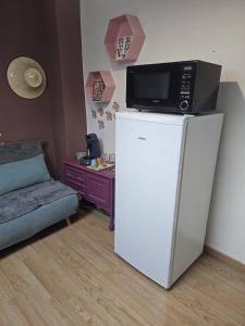 Køkken eller tekøkken på La Halte D'Aristide - Parking + 4 billeder